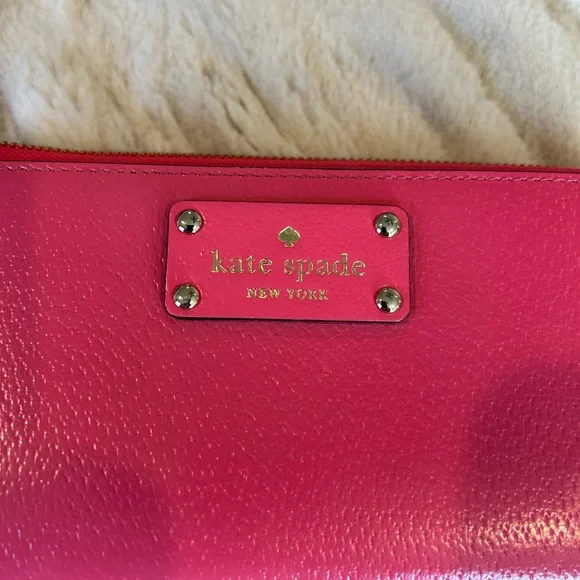Kate Spade Pink Wallet - Picture 5 of 9